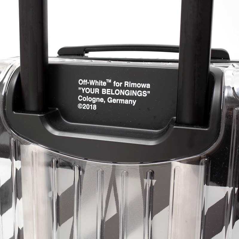 リモワ×OFF-WHITE限定　在庫商品　36リットル　ブラック　4輪