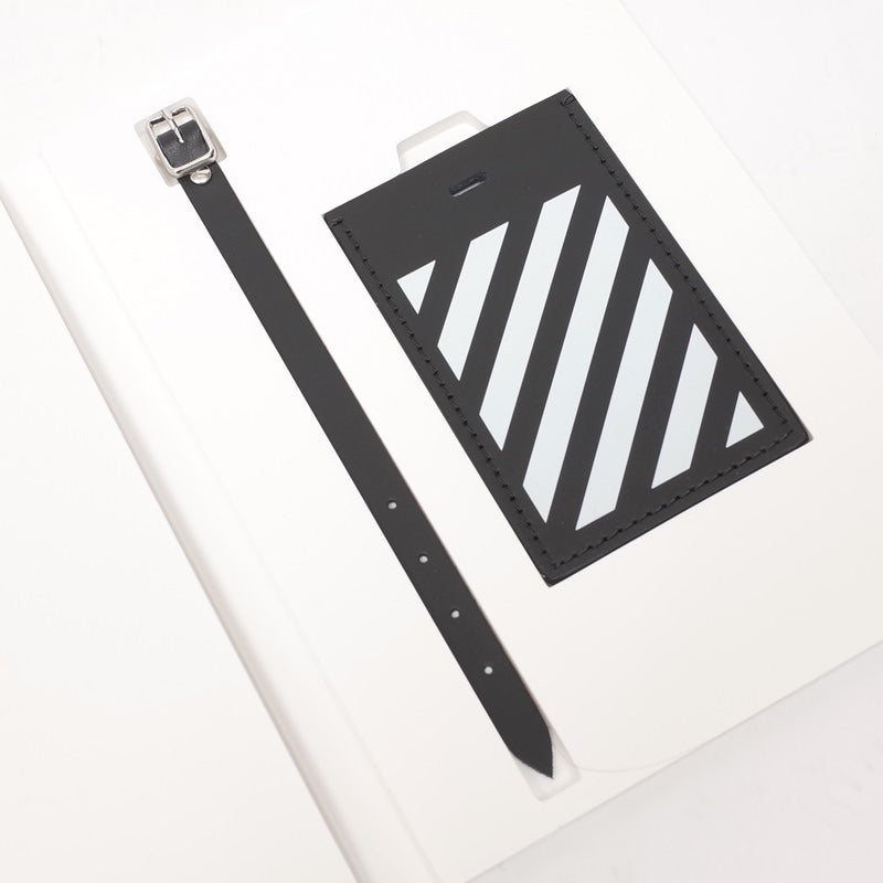 リモワ×OFF-WHITE限定　在庫商品　36リットル　ブラック　4輪