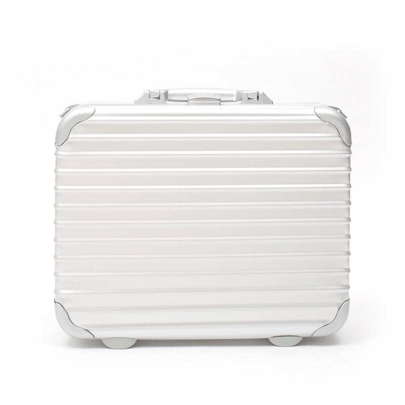 リモワ アタッシェ　900.08.00.0　10リットル　在庫商品