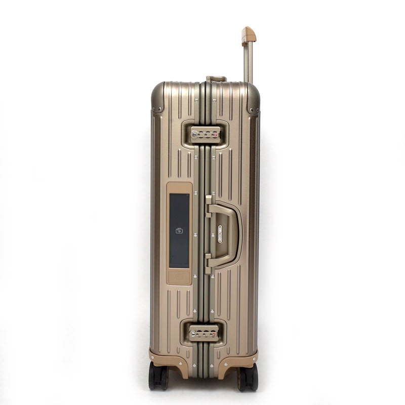 リモワ　トパーズ　チタニウム　電子タグ　在庫商品　923.73.03.5　82リットル　4輪