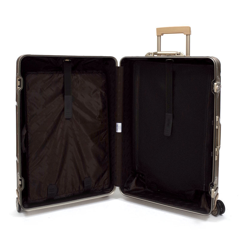 【週末限定価格】リモワ　トパーズ チタニウム　923.70.03.4　在庫商品　82リットル　4輪