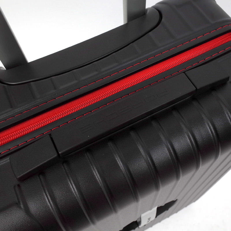 リモワ ポルシェ ウルトラライト　ブラック×レッド　在庫商品　33リットル　4輪