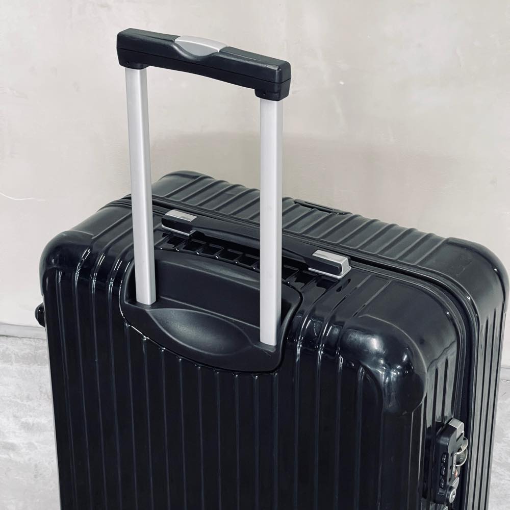 リモワ　サルサデラックス　870.70　中古商品　86リットル　4輪