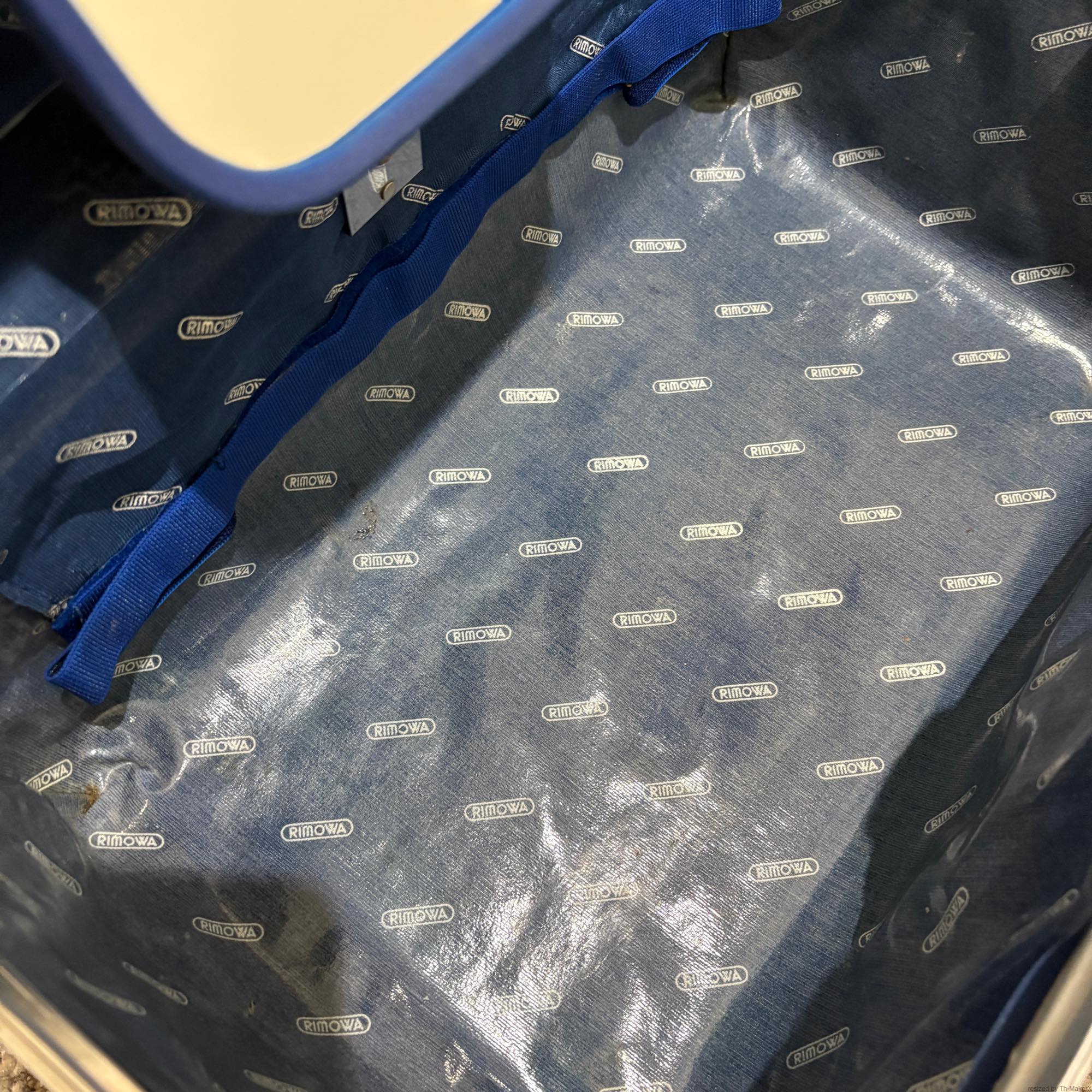 リモワ　トパーズ　ビューティーケース　中古商品　17リットル