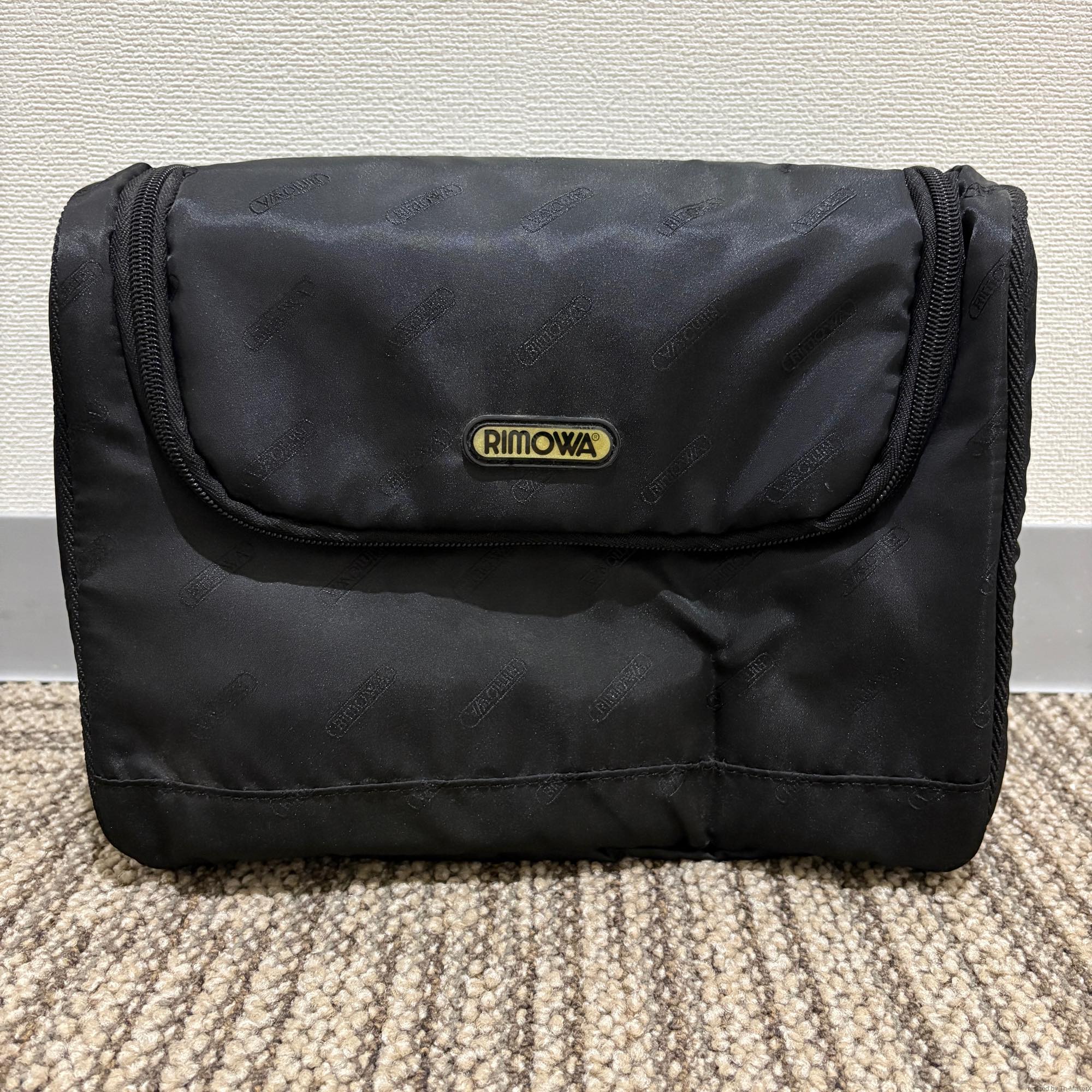 リモワ　トパーズ(オリジナル)　中古商品　932.77-10　104リットル　4輪