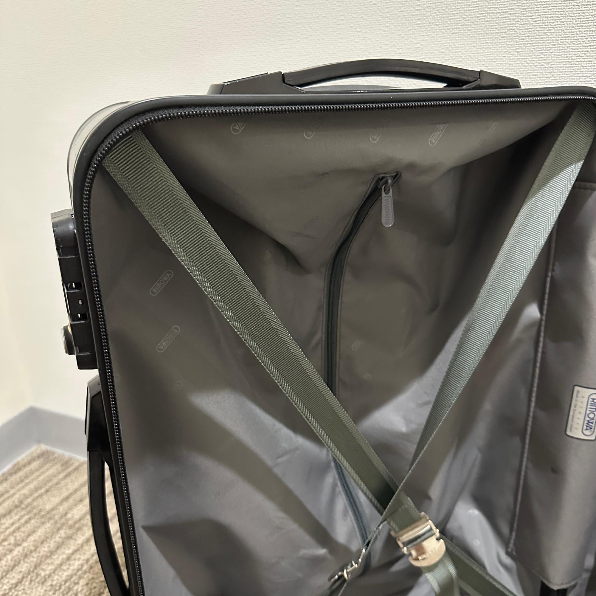 リモワ　サルサ　851.52-12　32リットル　中古美品　2輪