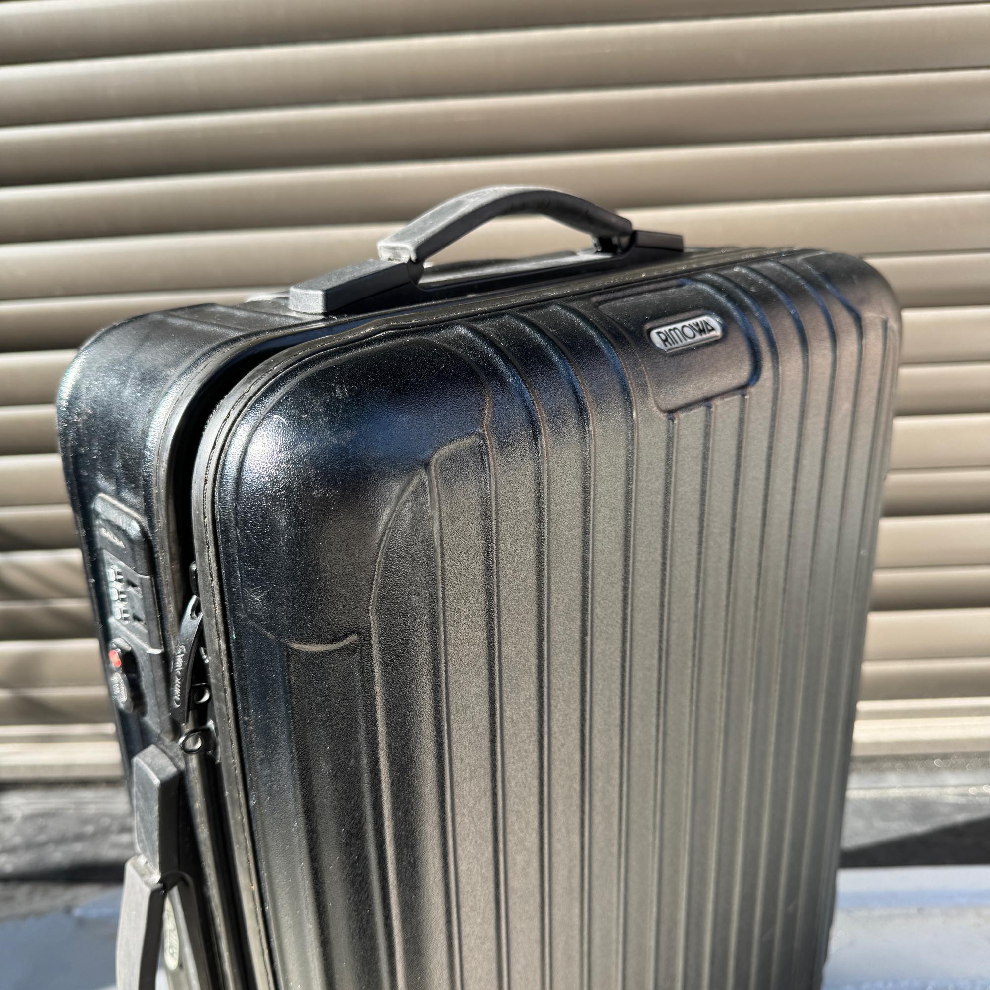 リモワ　サルサ　851.52-16　32リットル　中古商品　2輪