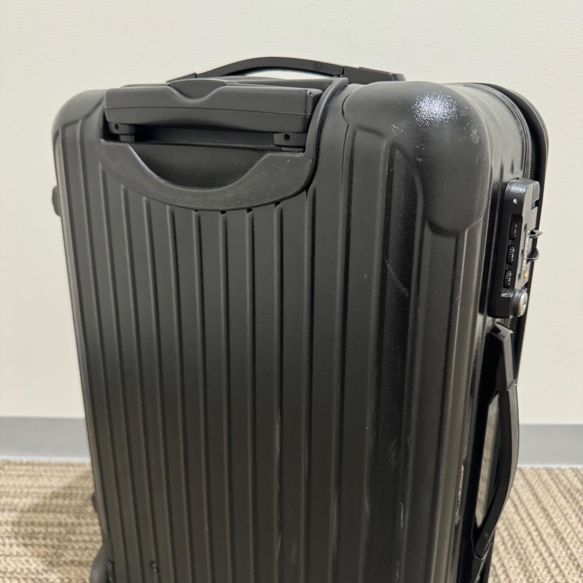 リモワ　サルサ　851.52-18　32リットル　中古美品　2輪