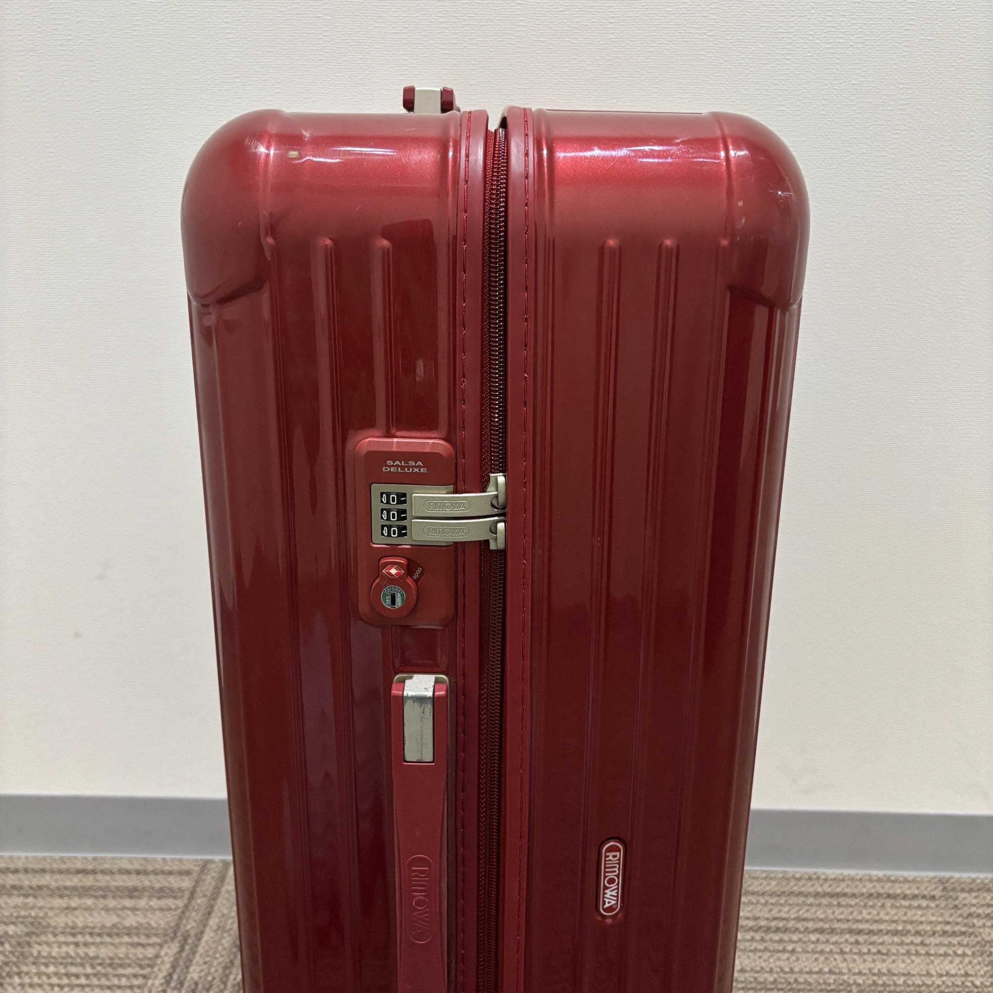 リモワ サルサ デラックス　830.70.50.4　78リットル　中古美品　4輪
