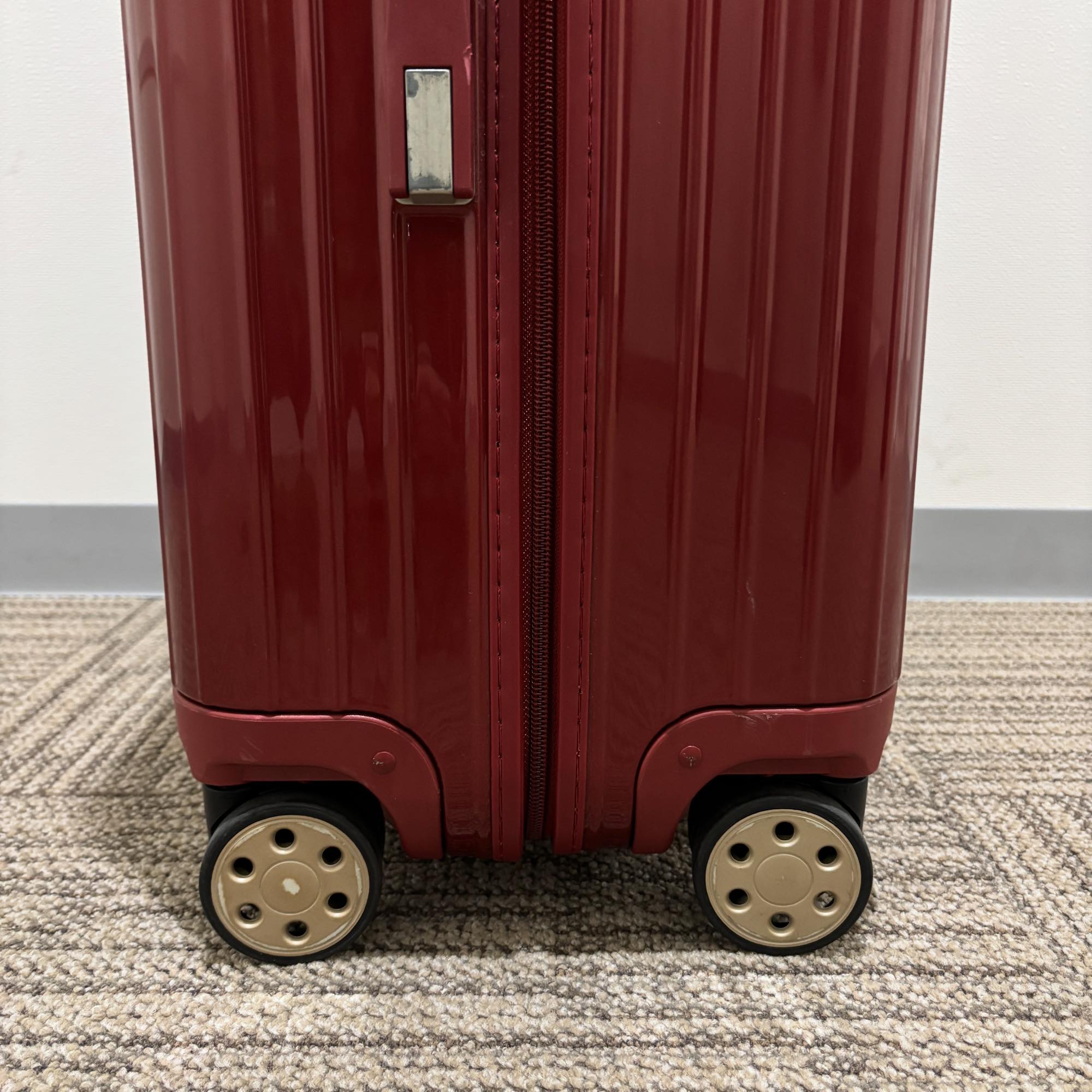 リモワ サルサ デラックス　830.70.50.4　78リットル　中古美品　4輪