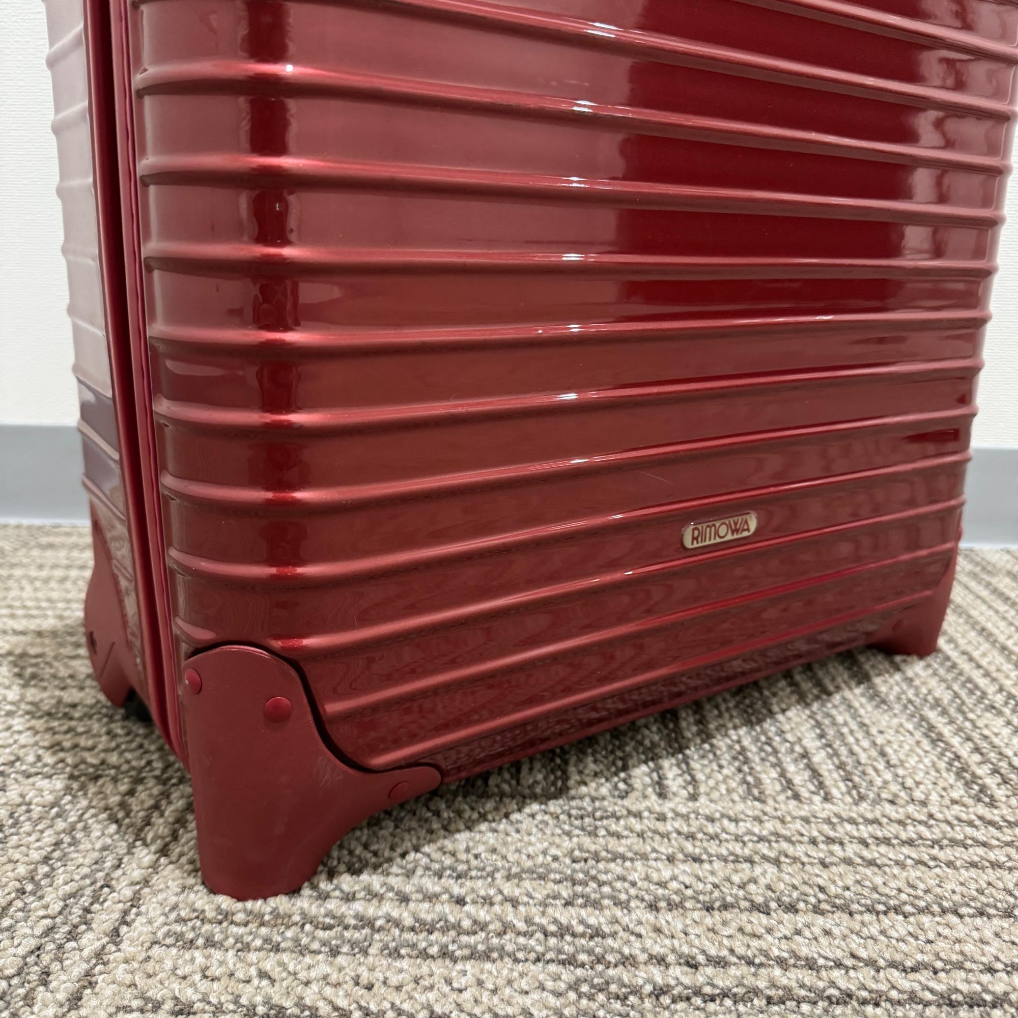 リモワ　サルサデラックス　U853.40-2　中古美品　25リットル　2輪