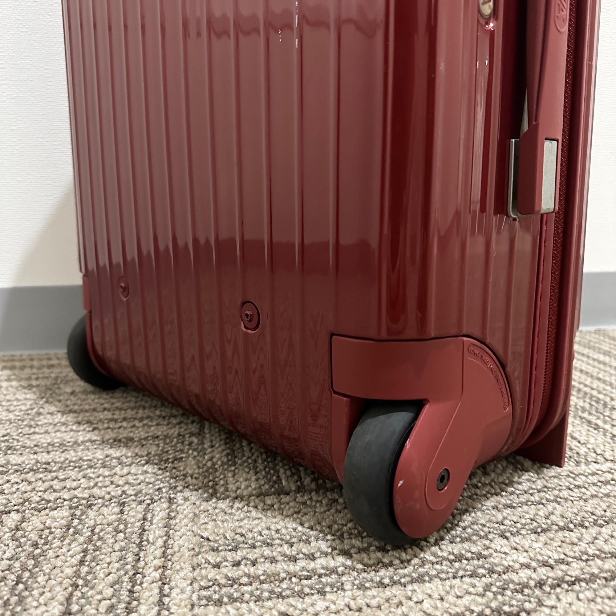 リモワ　サルサデラックス　853.52-2　35リットル　中古美品　2輪