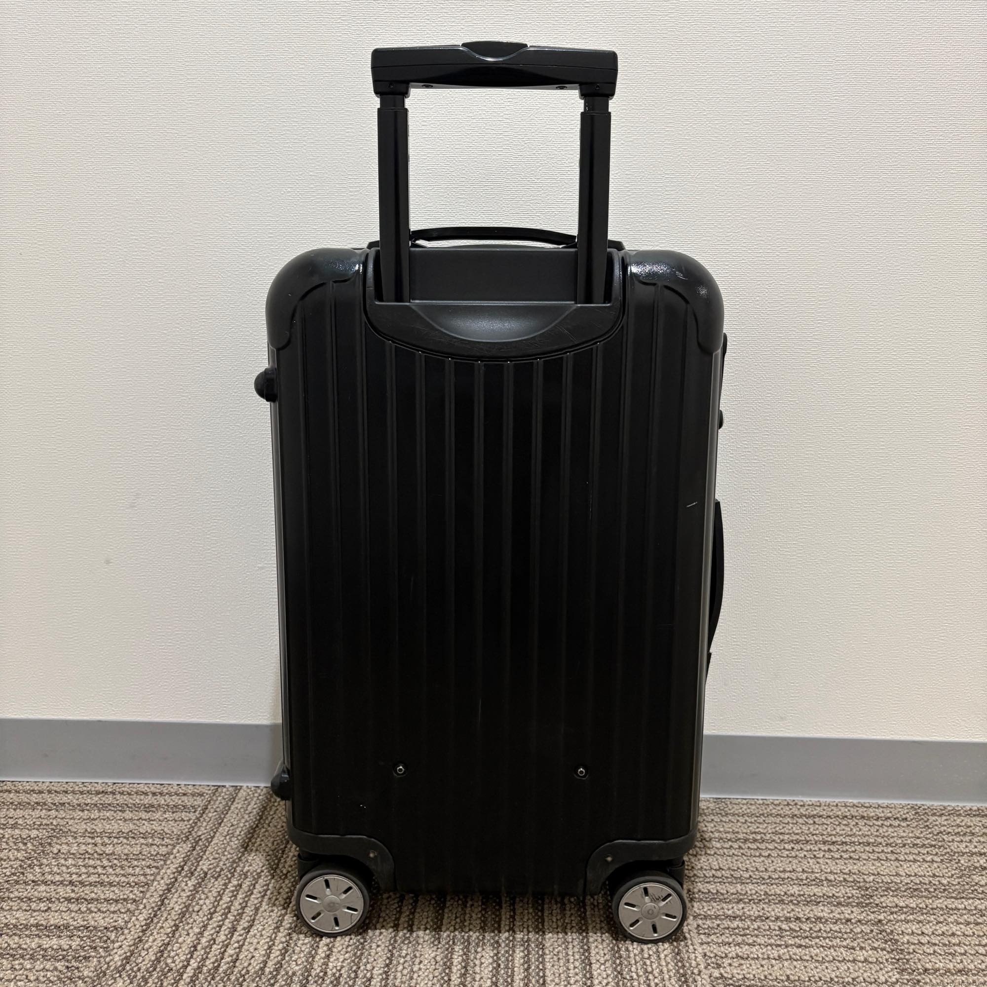 リモワ　サルサ(エッセンシャル)　871.54-2　51リットル　中古商品　4輪