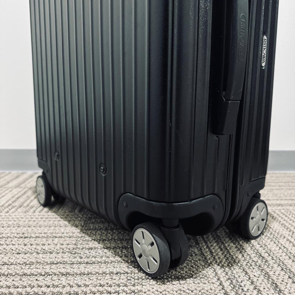 リモワ　サルサ　U871.56-2　48リットル　中古美品　4輪