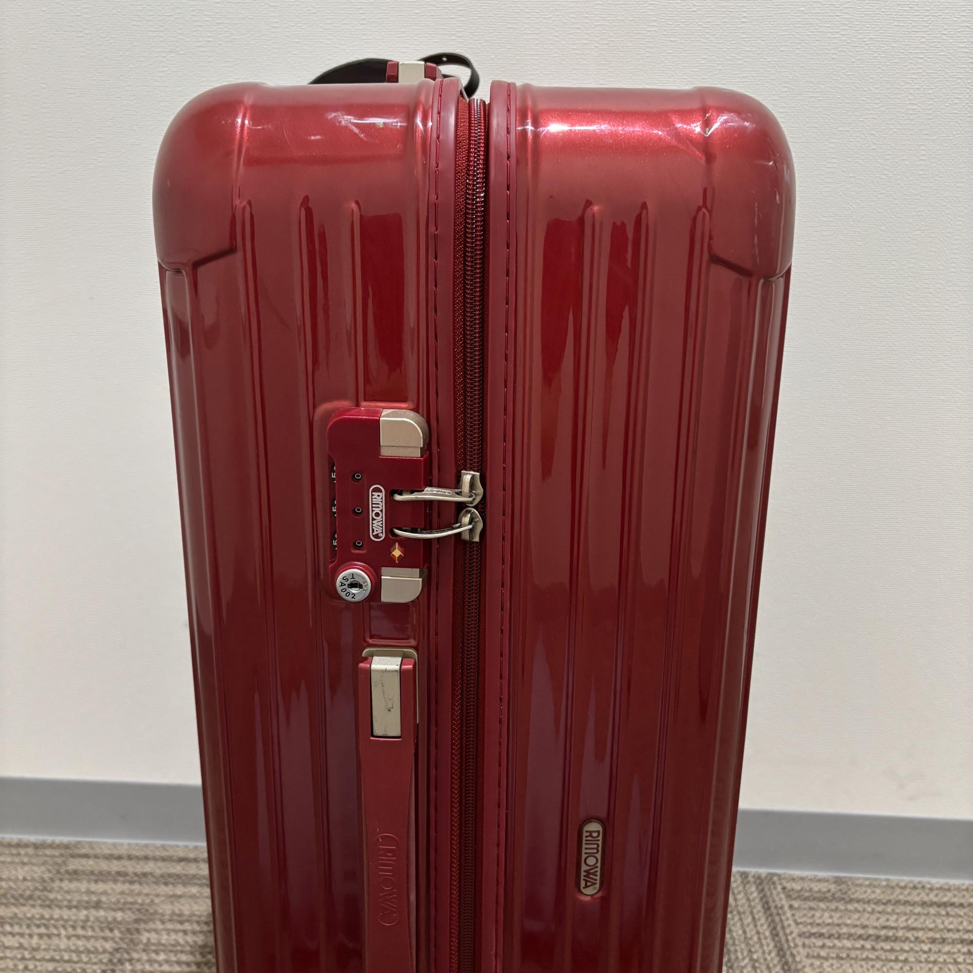 リモワ　エッセンシャル(サルサデラックス)　873.70-2 　中古商品　86リットル　4輪
