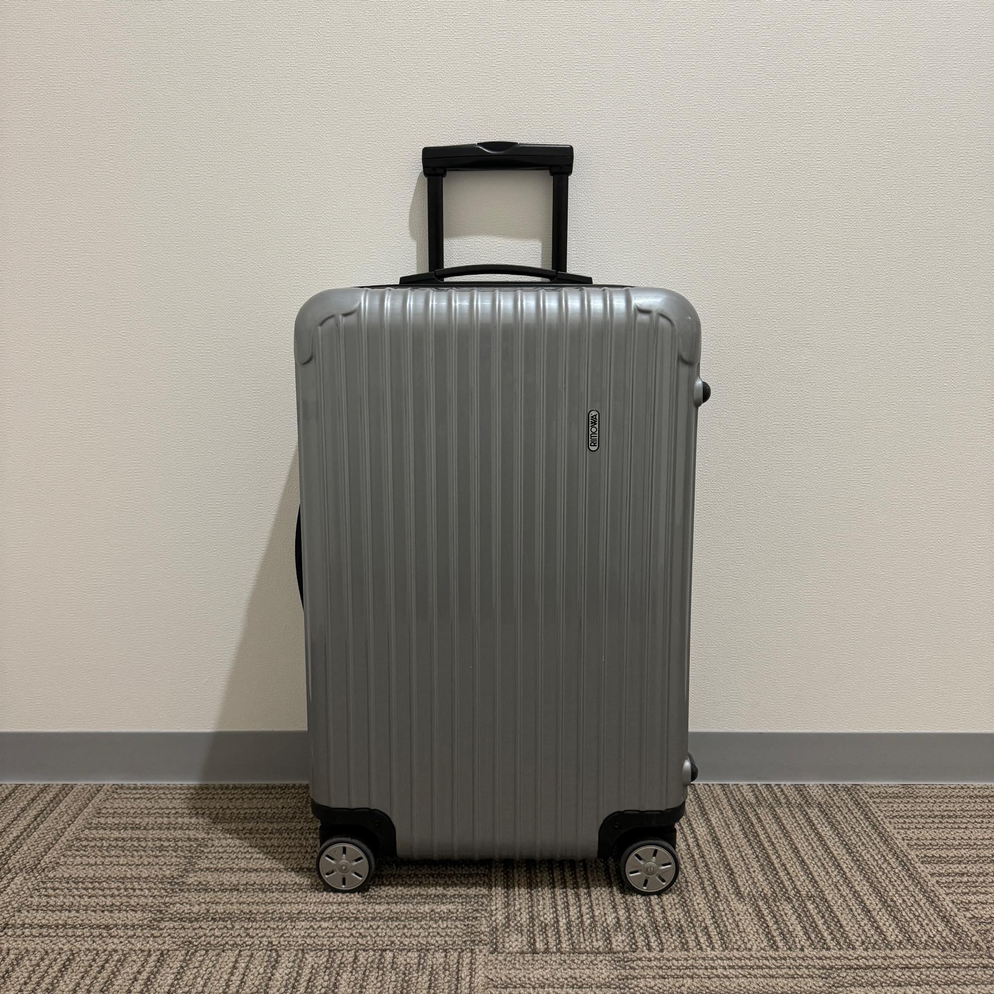 リモワ　サルサ　中古美品　876.63-2　63リットル　4輪