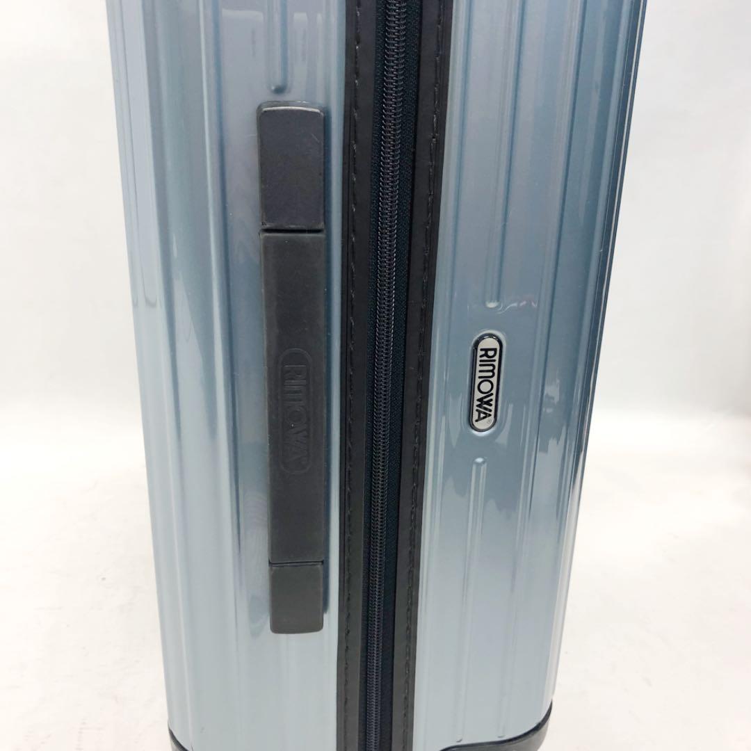 リモワ　サルサエアー　893.08-2　33リットル　中古商品　4輪