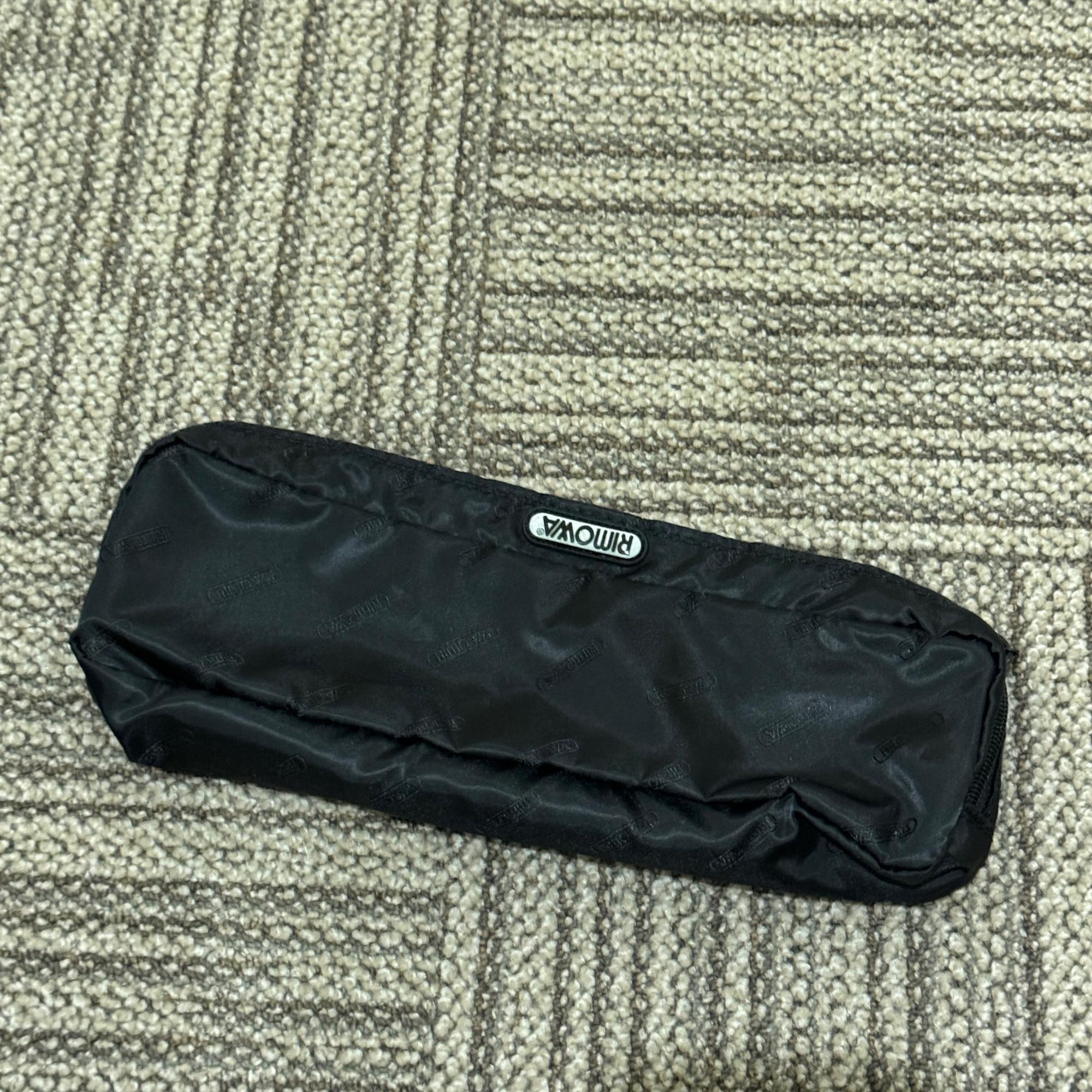 リモワ　パイロット　中古美品　923.50-2　34リットル　2輪