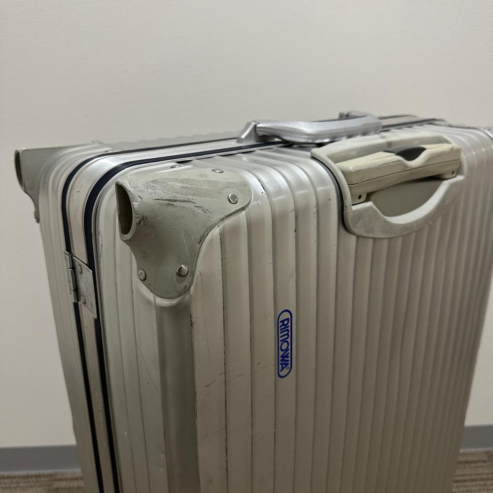 リモワ　シルバーインテグラル　中古品　U923.77-2　104リットル　4輪