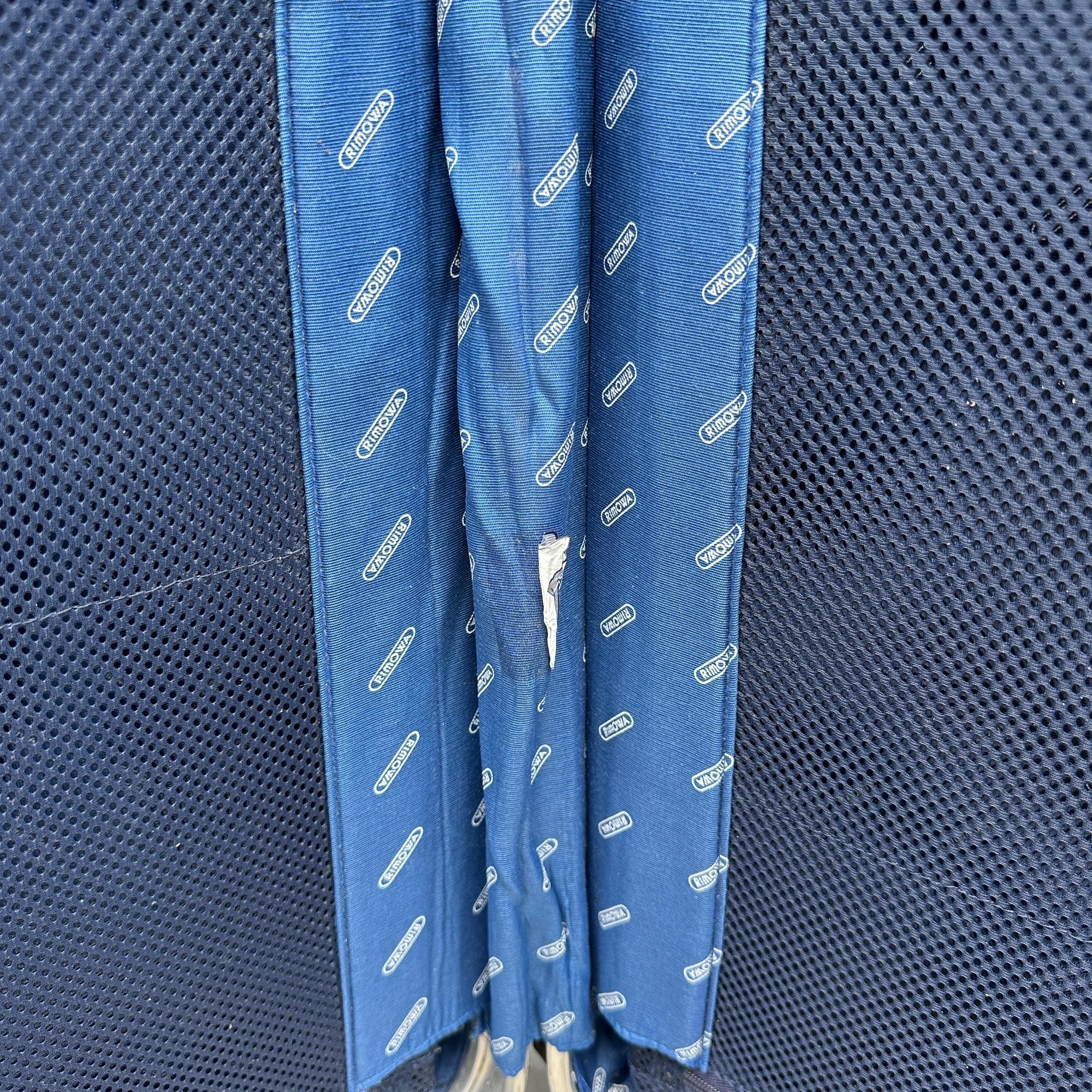 リモワ　シルバーインテグラル　925.52-2　35リットル　中古商品　2輪