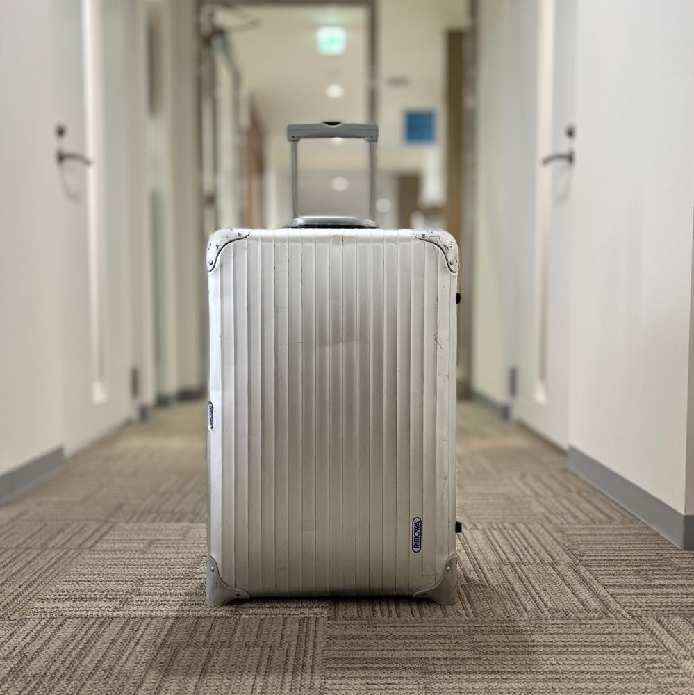 リモワ　トパーズ　中古商品　U930.63-2　63リットル　2輪