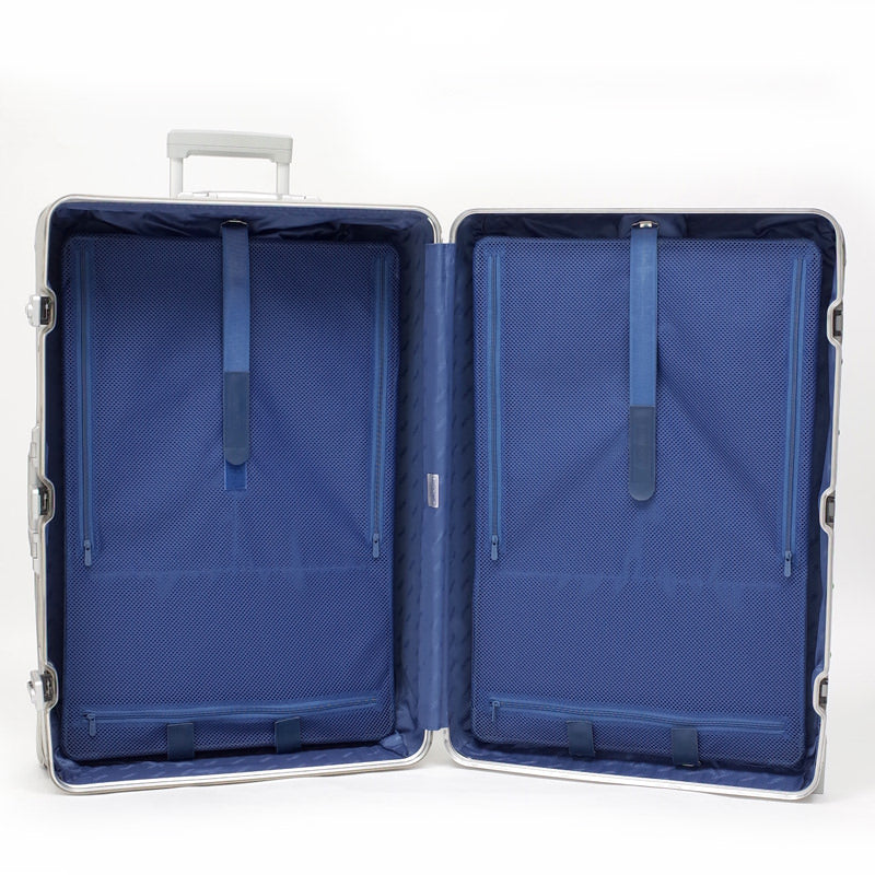 リモワ　トパーズ　中古商品　930.77-2　104リットル　2輪