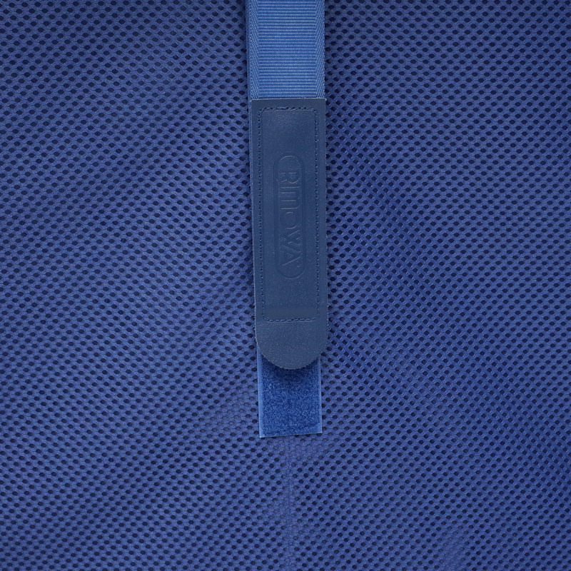 リモワ　トパーズ　中古商品　930.77-2　104リットル　2輪
