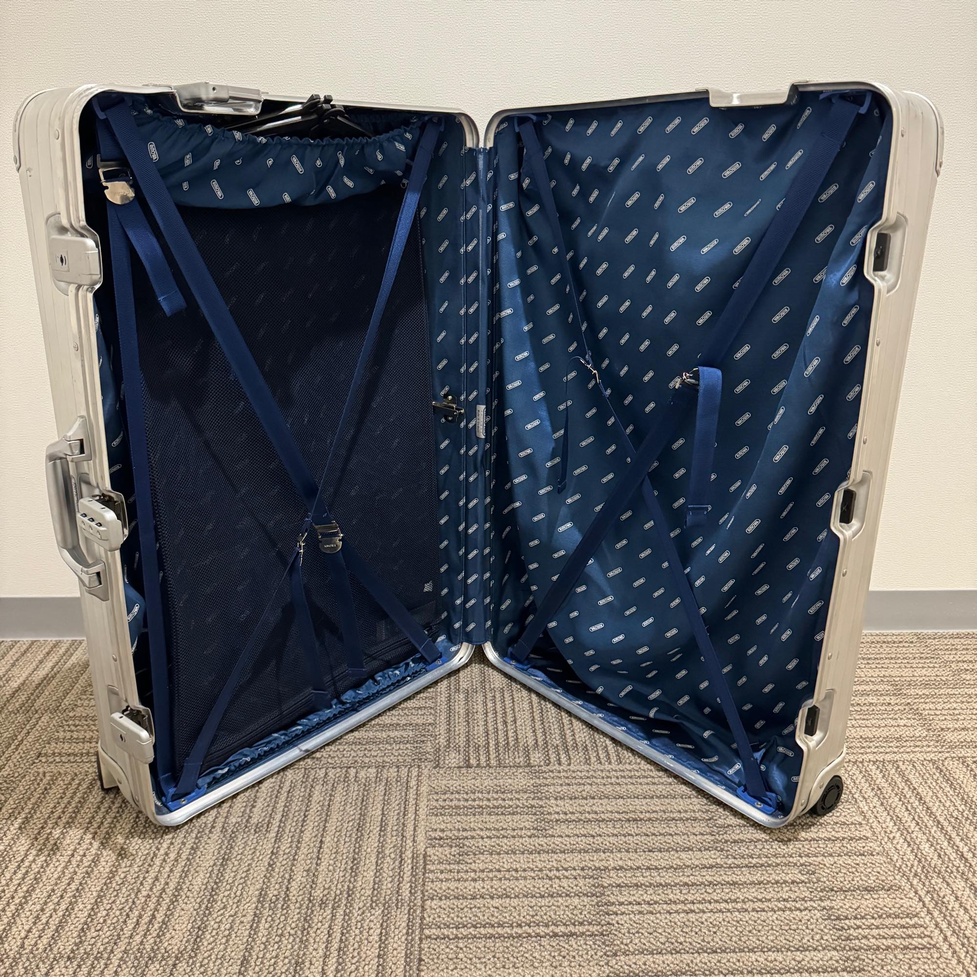 リモワ　トパーズ　中古商品　931.77-2　104リットル　4輪