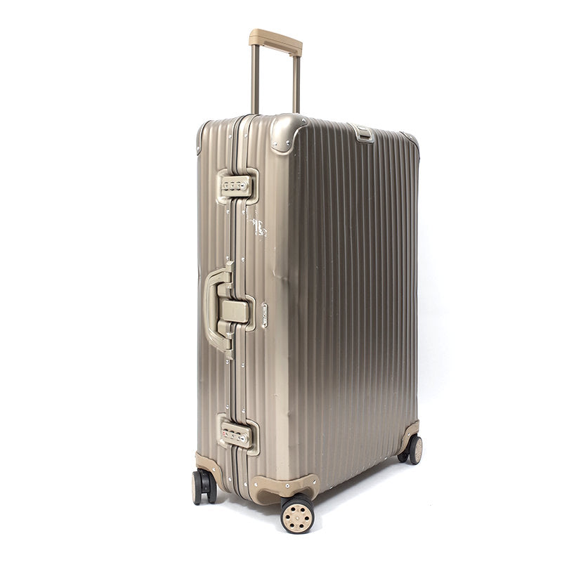 リモワ　トパーズ チタニウム　中古商品　945.77－2　98リットル 4輪