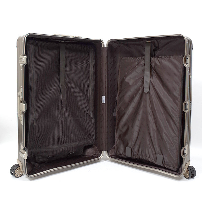 リモワ　トパーズ チタニウム　中古商品　945.77－2　98リットル 4輪