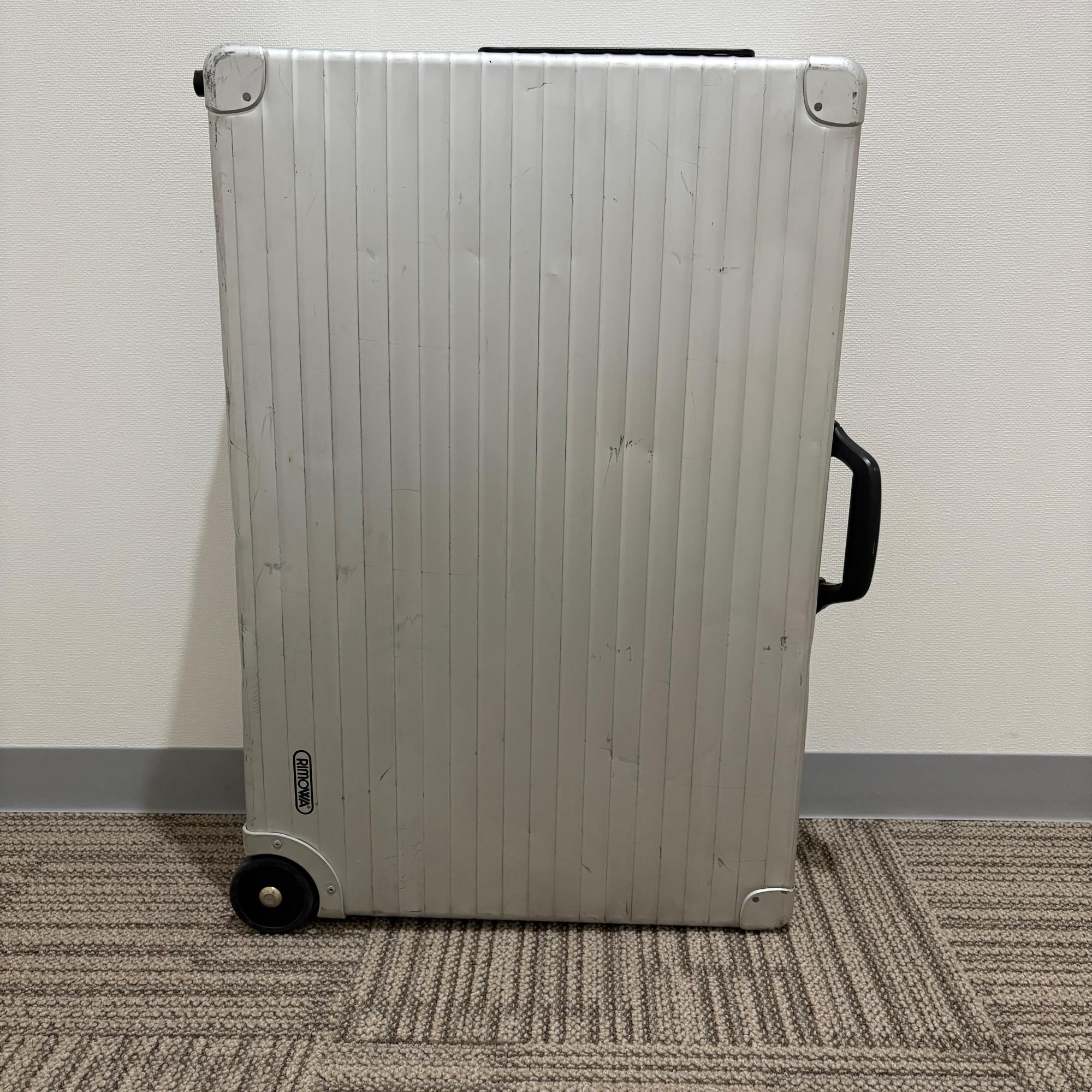 リモワ　ジュラルミン　中古商品　U957.70-2　2輪