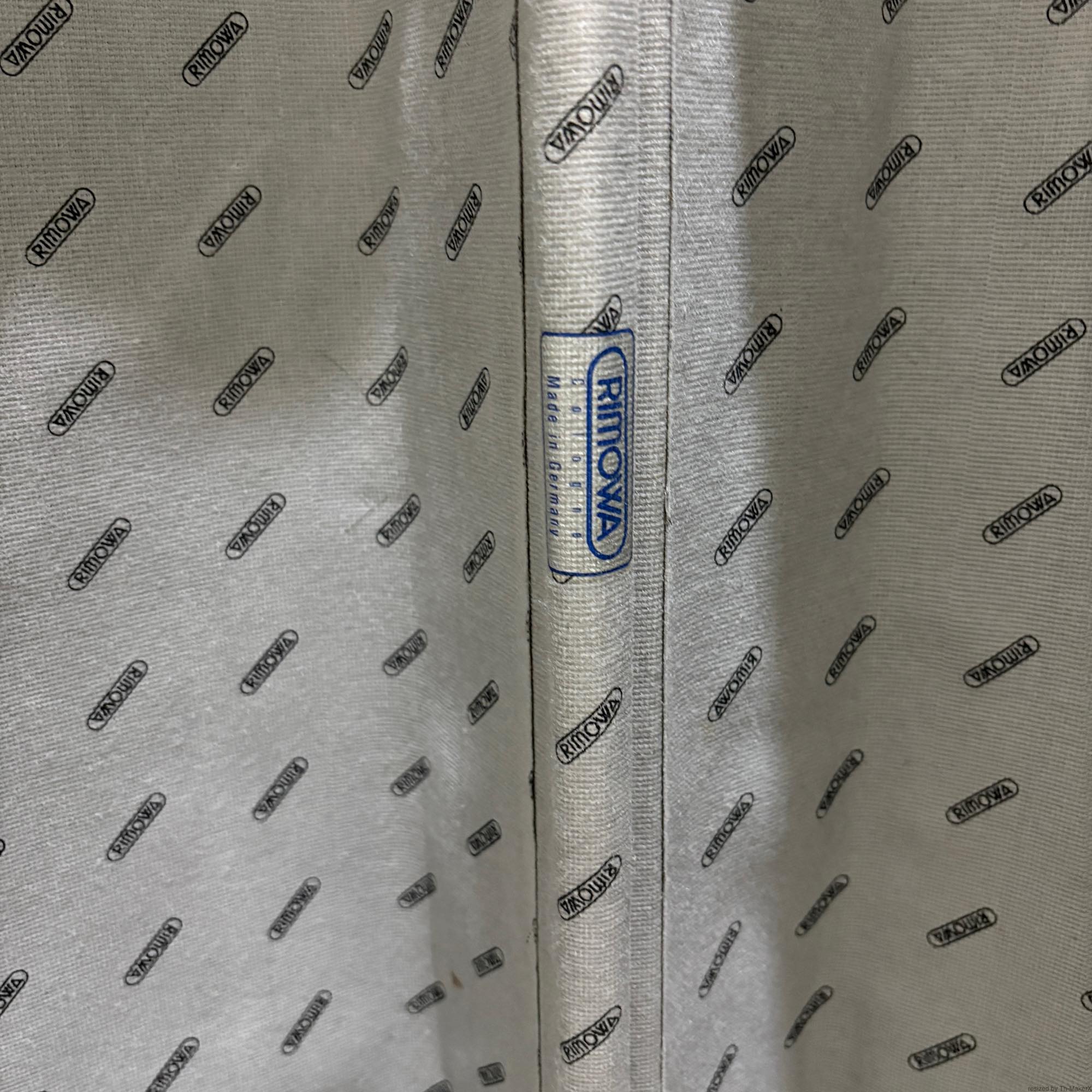リモワ　ジュラルミン　中古商品　U957.70-2　2輪