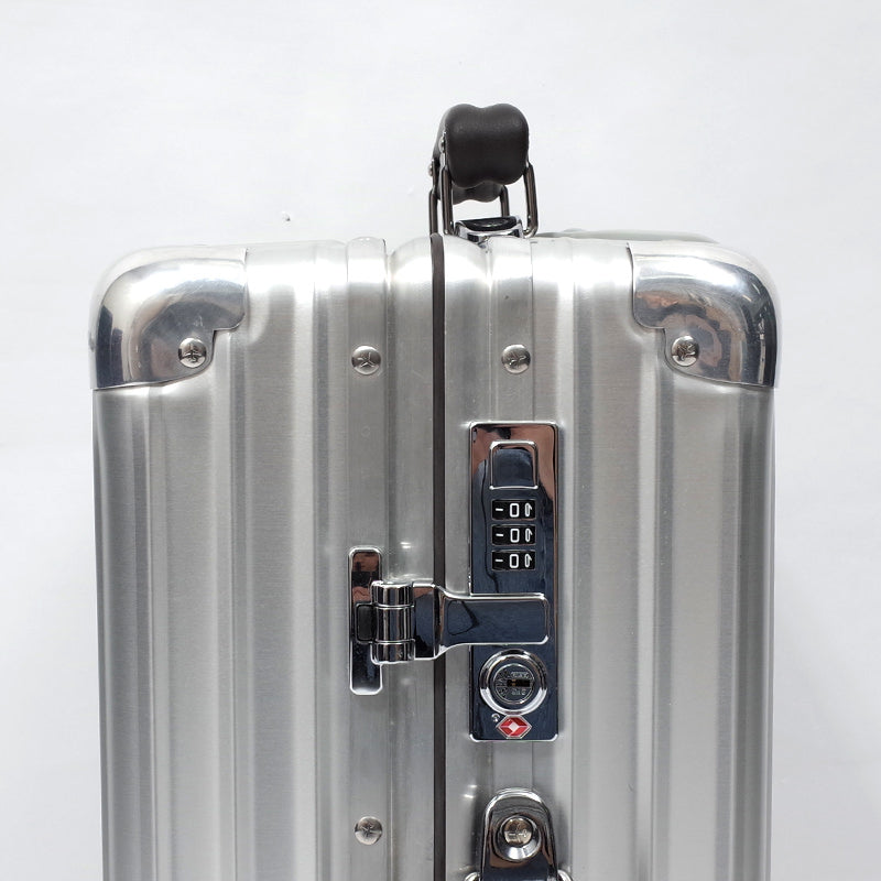 リモワ　クラシックフライト　中古美品　971.52-2　33リットル　4輪
