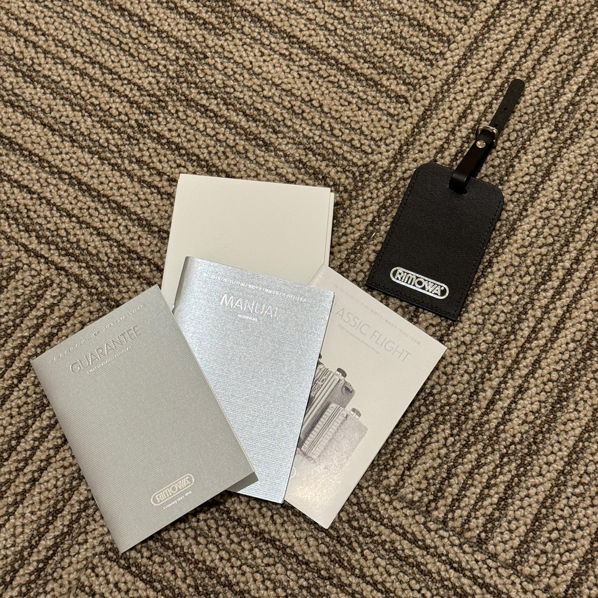 リモワ　クラシックフライト　中古美品　971.70-2　76リットル　4輪
