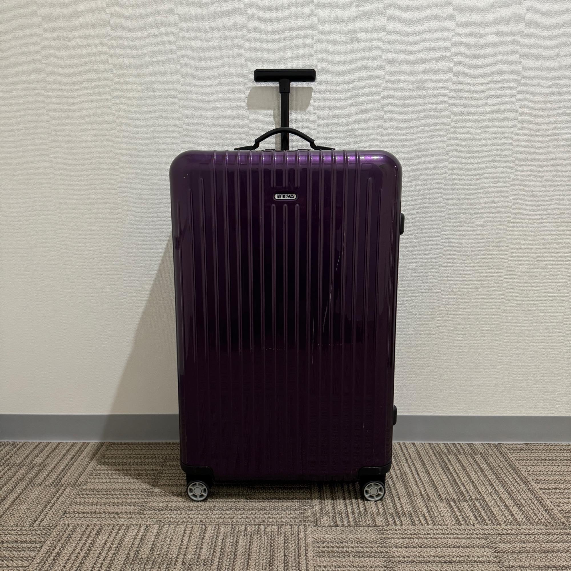 リモワ　サルサエアー　中古美品　822.70-3　80リットル　4輪