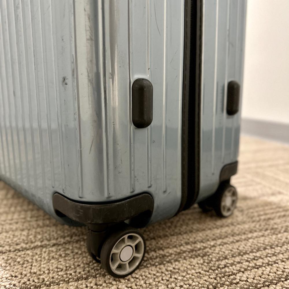 リモワ　サルサ エアー　中古商品　824.70－3　80リットル　4輪