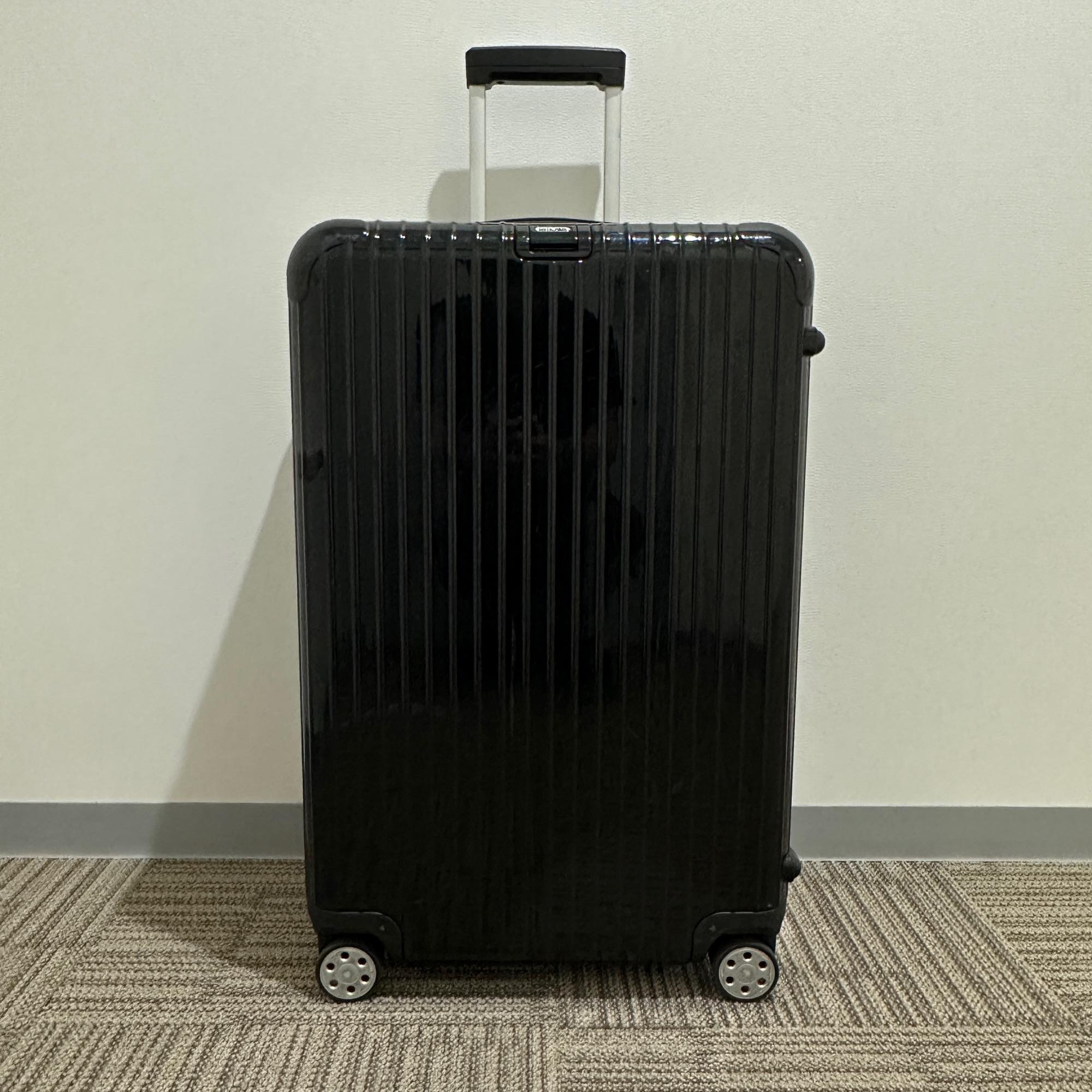 リモワ　サルサ デラックス　830.73-3　87リットル　中古商品　4輪