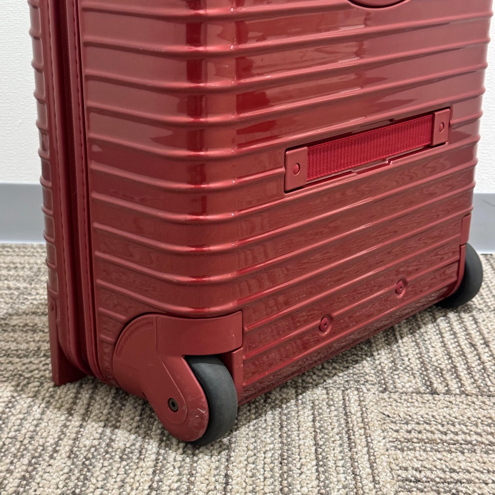 リモワ　サルサデラックス　U853.40-3　中古美品　25リットル　2輪