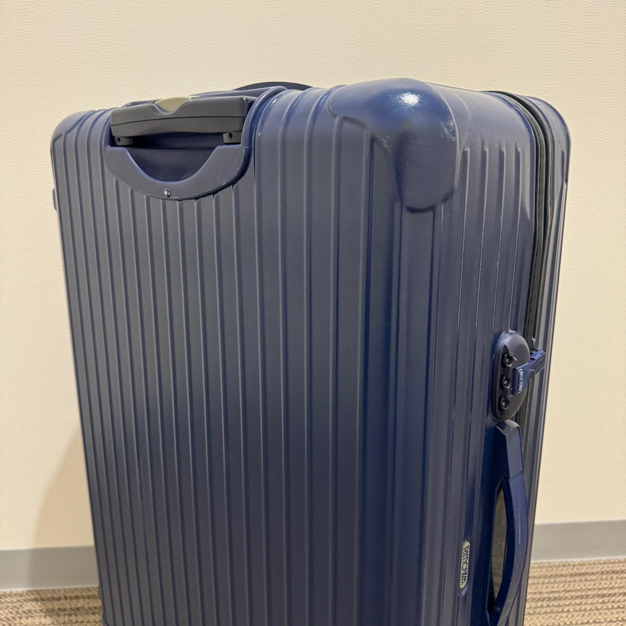 リモワ　サルサ　854.70-3　82リットル　中古商品　2輪