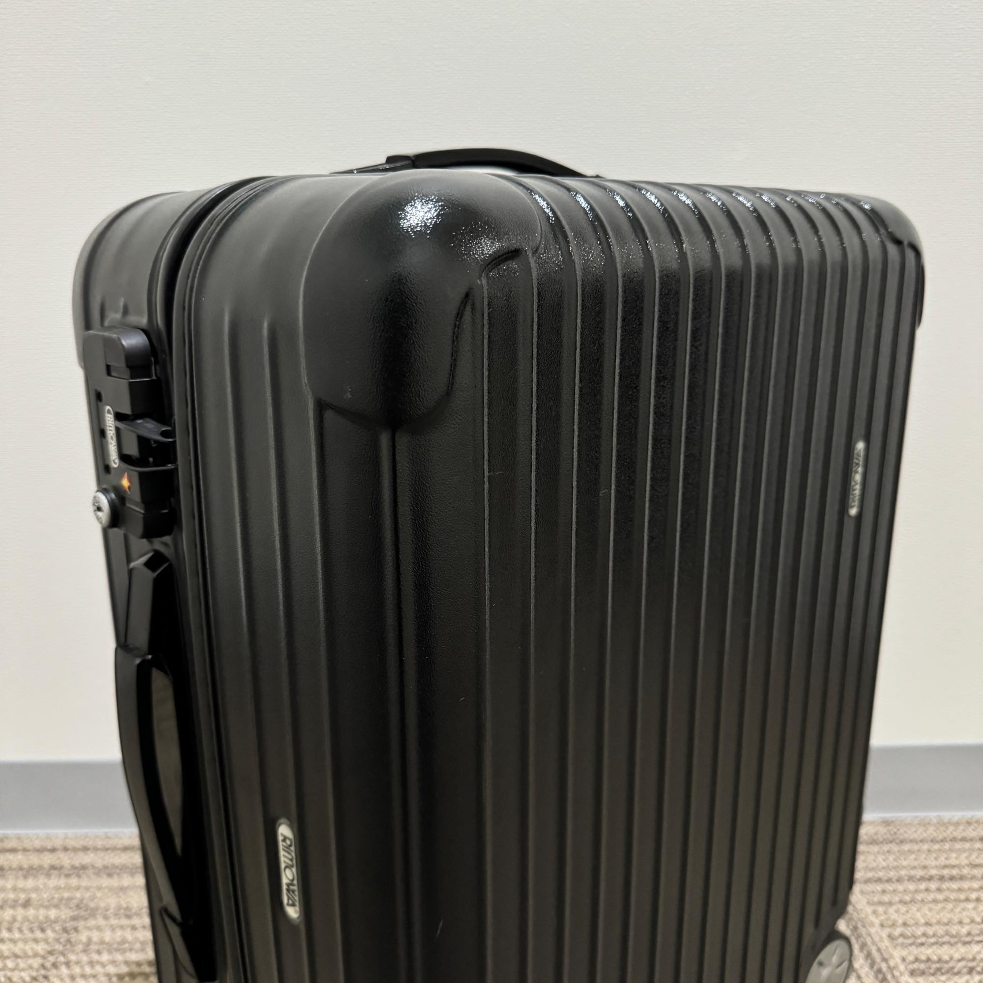 リモワ　サルサ　U871.56-3　48リットル　中古美品　4輪