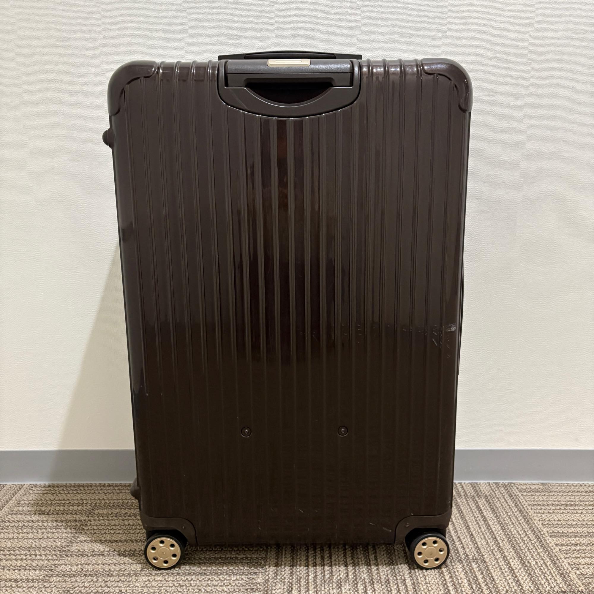 リモワ　サルサデラックス　872.77-3　中古美品　104リットル　4輪