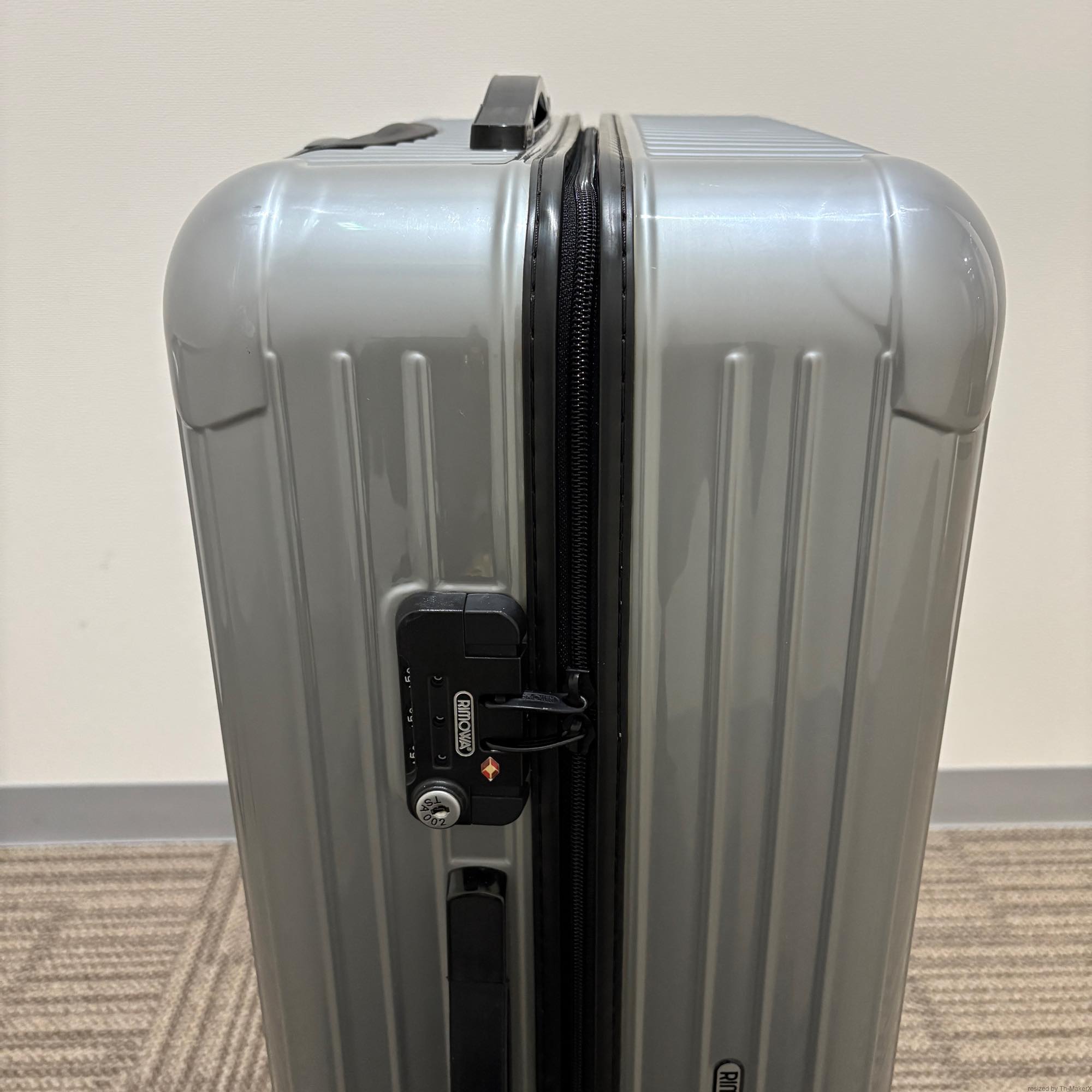 リモワ　サルサ　876.70-3　82リットル　中古美品　4輪