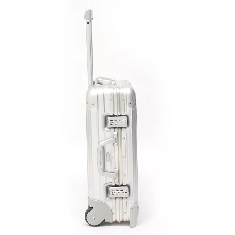 リモワ　トパーズ　920.52-3　中古商品　32リットル　2輪