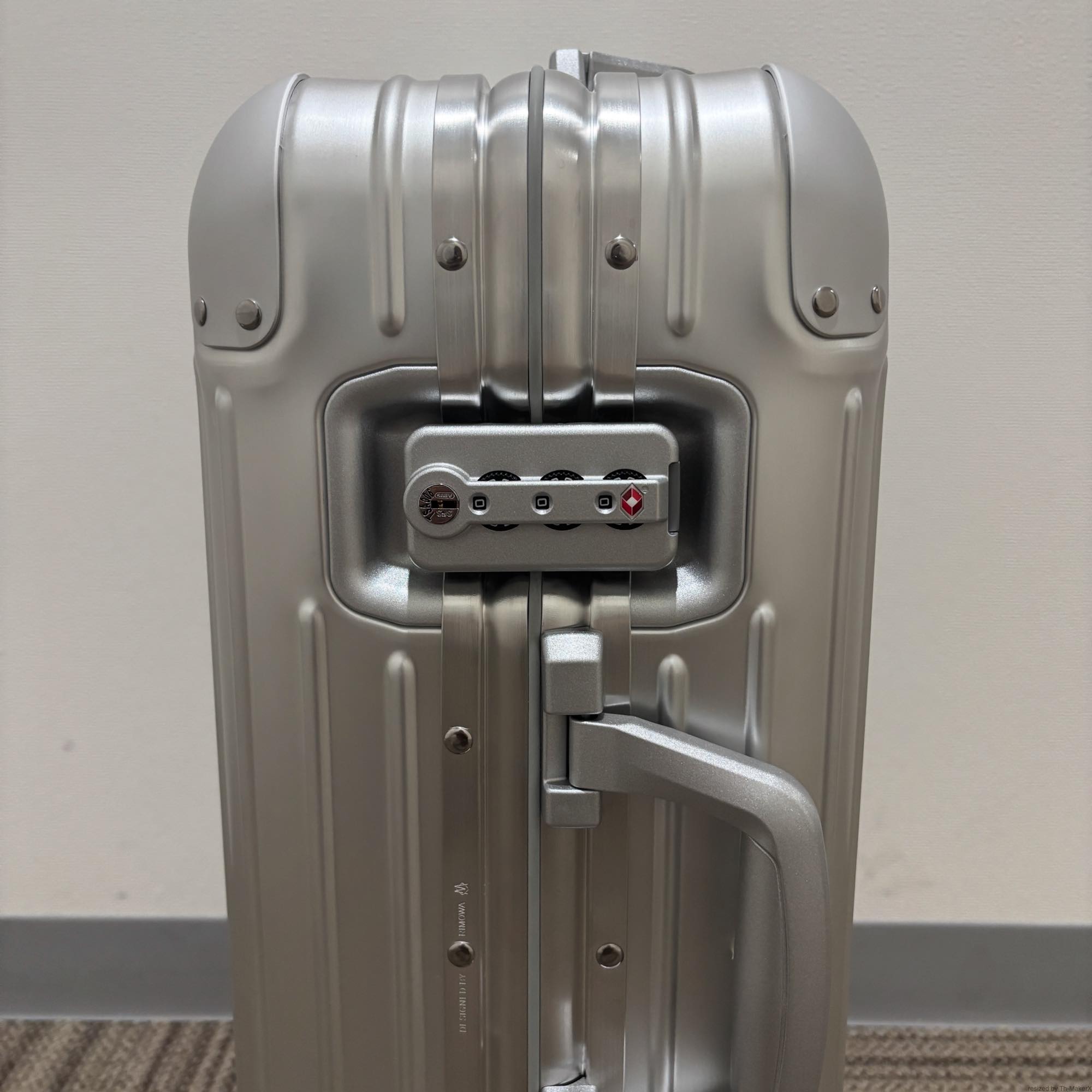 リモワ　シルバーインテグラル　925.52-3　35リットル　中古美品　2輪