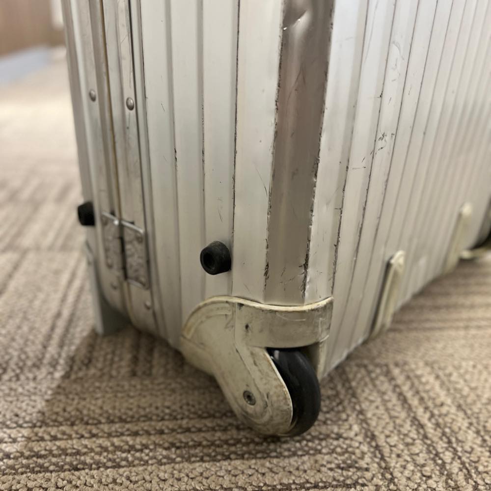 リモワ　トパーズ　中古商品　U930.63-3　63リットル　2輪