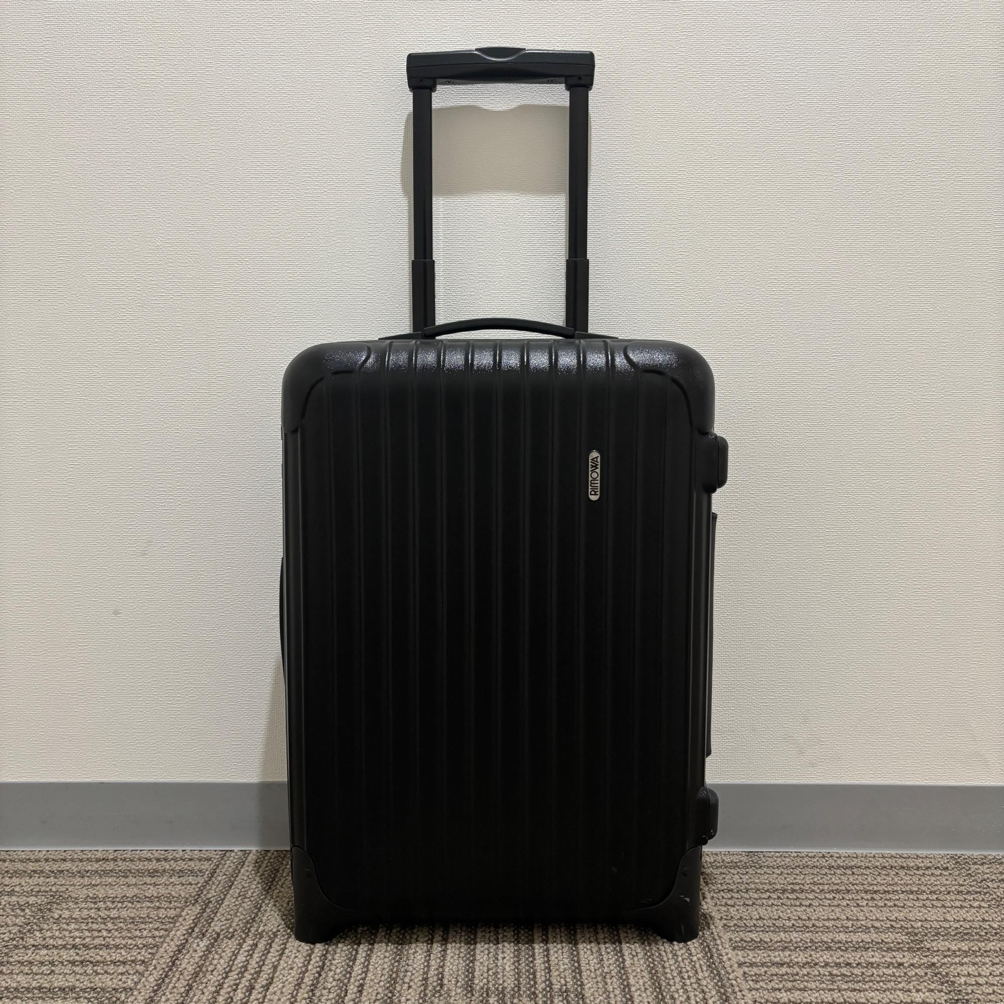 リモワ　エッセンシャル(サルサ)　851.52-30　32リットル　中古美品　2輪