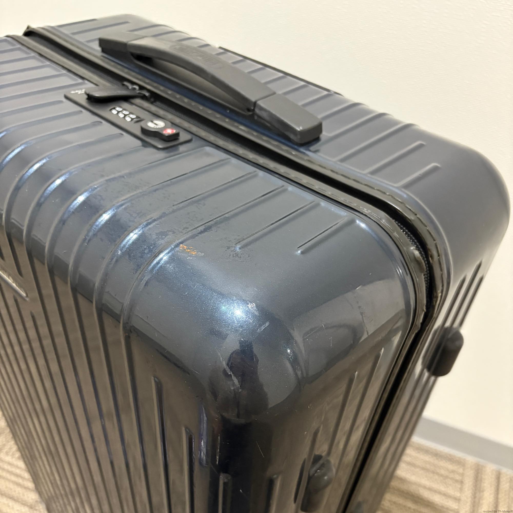 リモワ　サルサ エアー　820.70.25.4-4　中古美品　80リットル　4輪