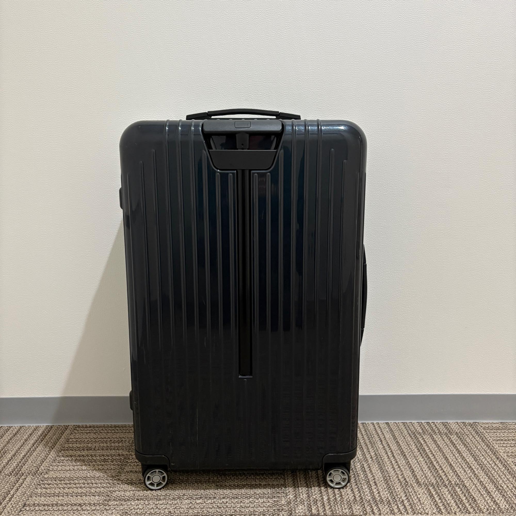 リモワ　サルサエアー　825.70-4　80リットル　中古美品　4輪