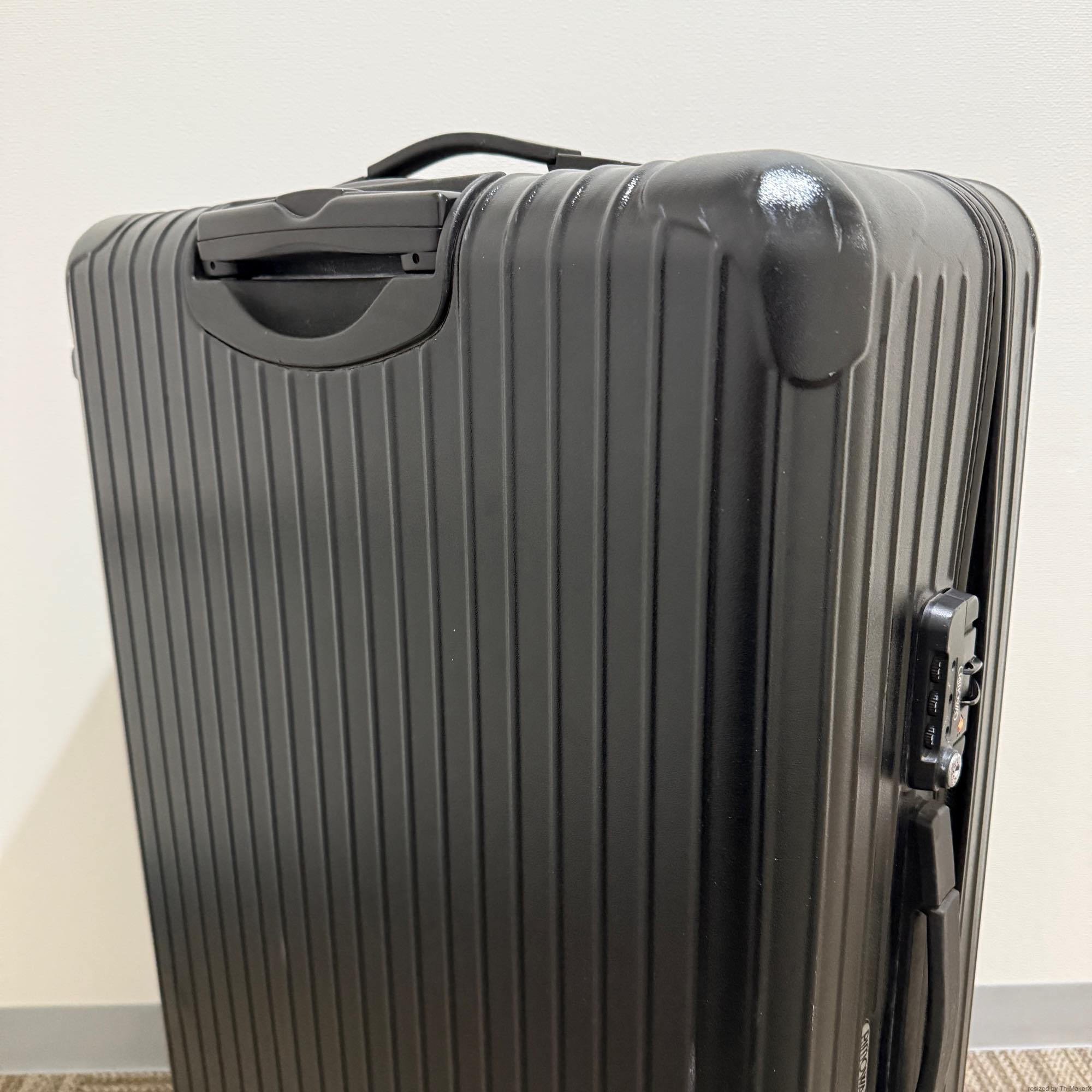 リモワ　サルサ　851.77-4　104リットル　中古商品　2輪
