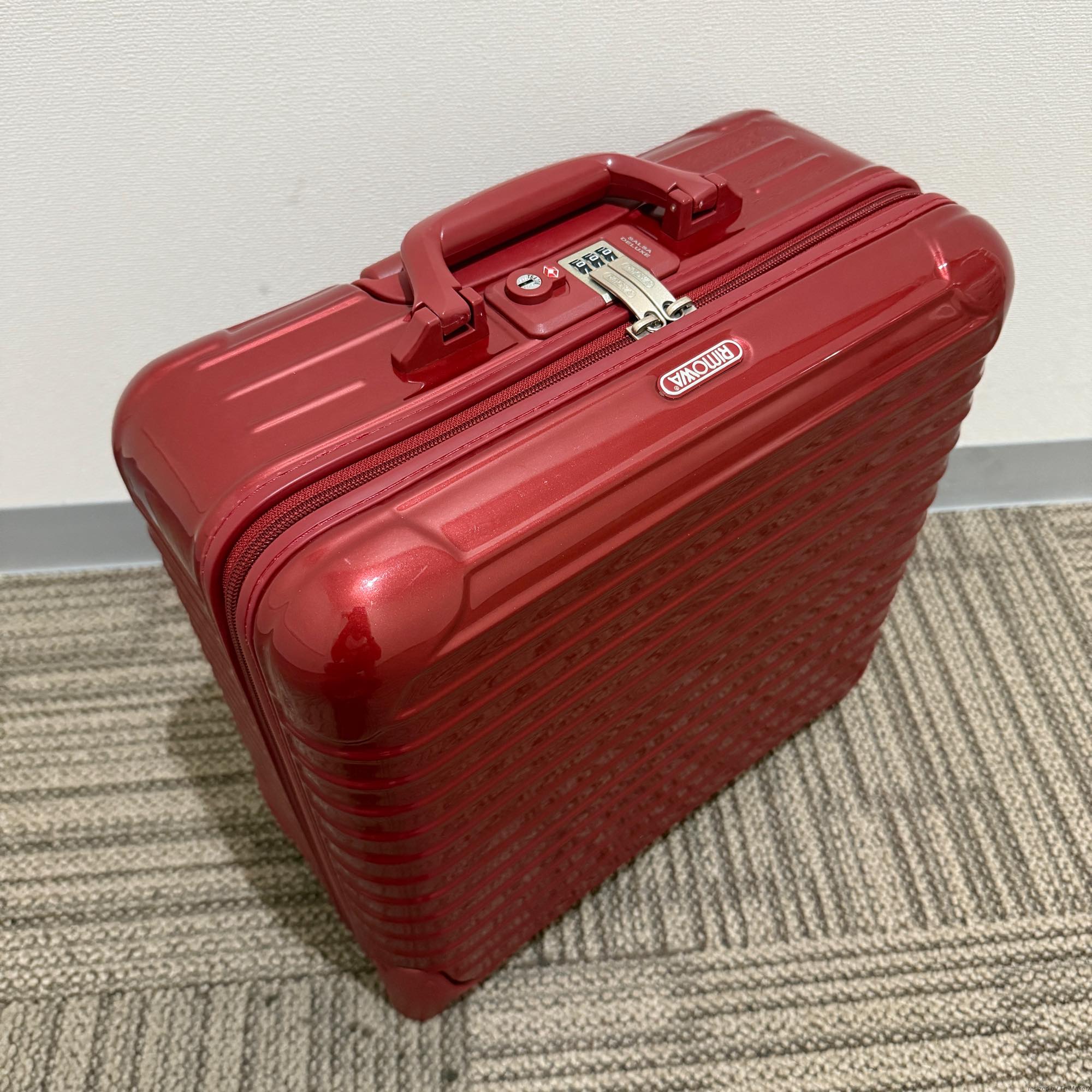 リモワ　サルサデラックス　U853.40-4　中古美品　25リットル　2輪